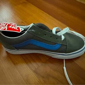 NWT Kids Old Skool Vans